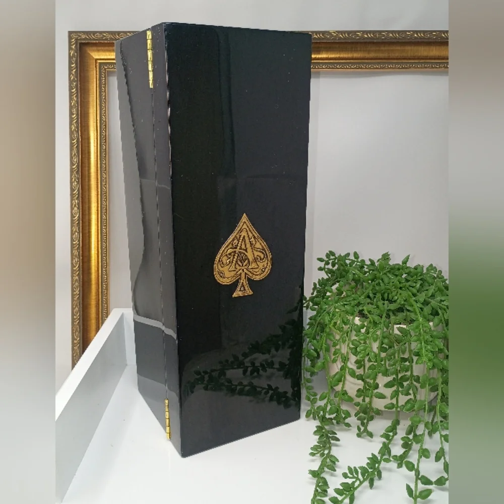 Black Gloss Ace Of Spade Decorative Box with Gold Ace Of Spade Emblem